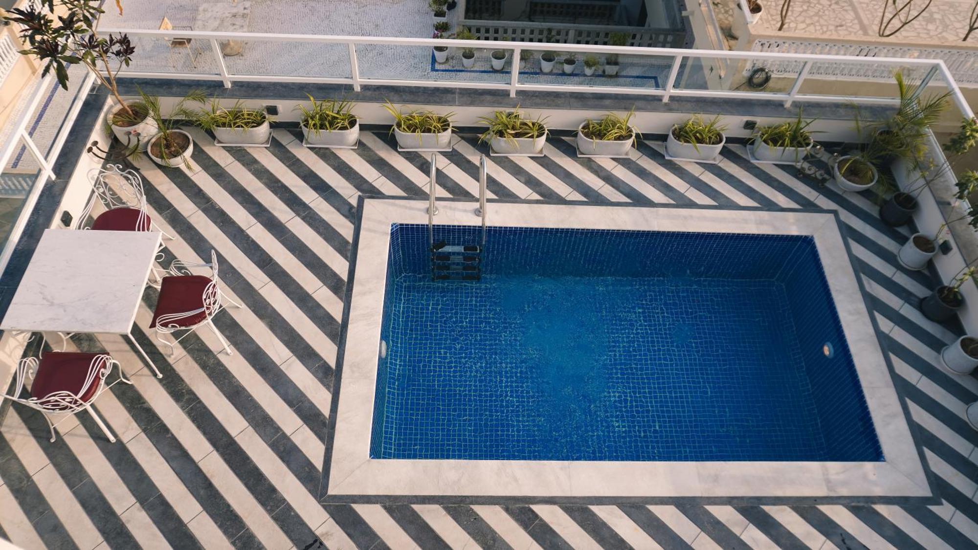 Hotel Naren Villa Udaipur Buitenkant foto