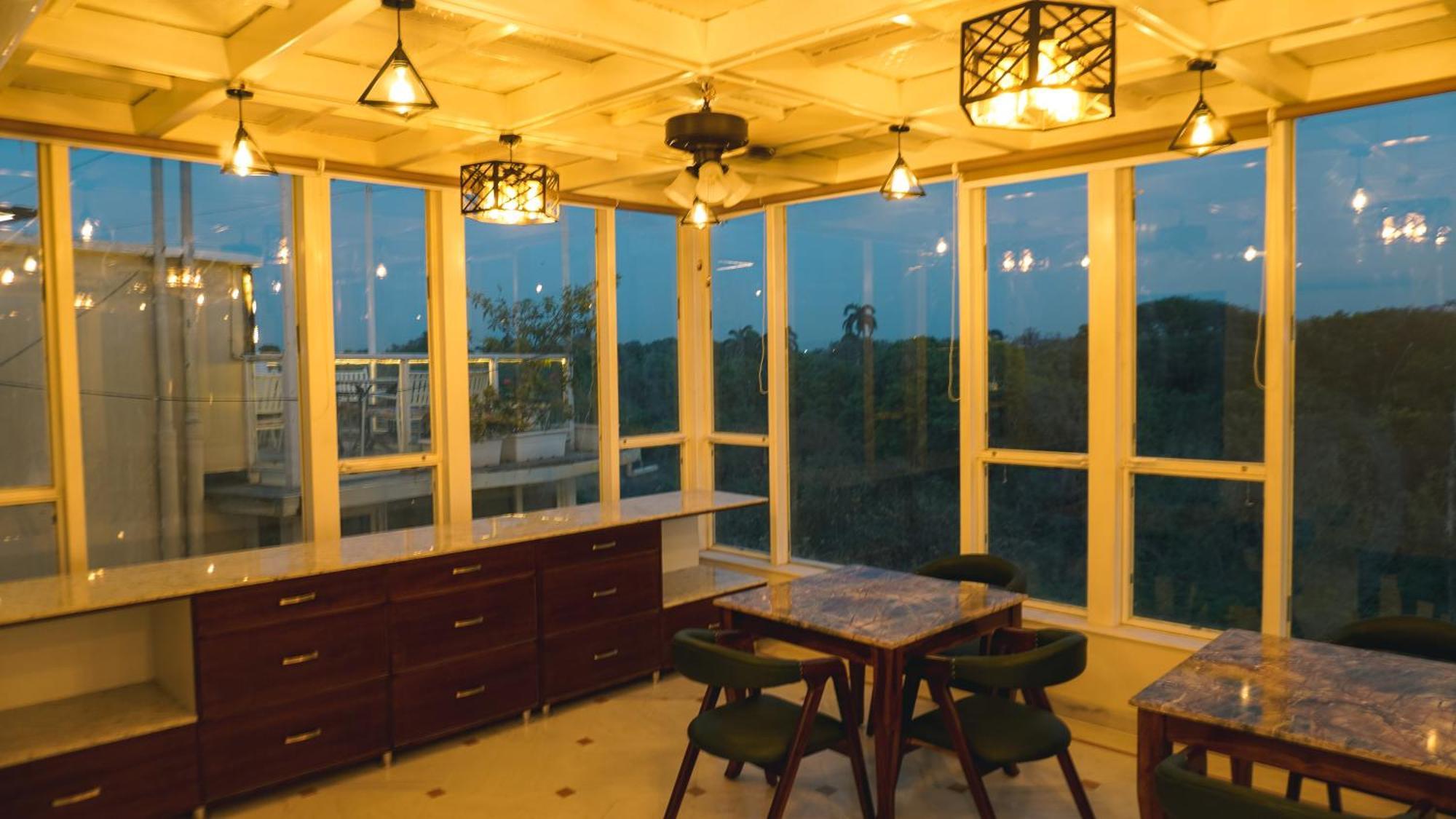 Hotel Naren Villa Udaipur Buitenkant foto